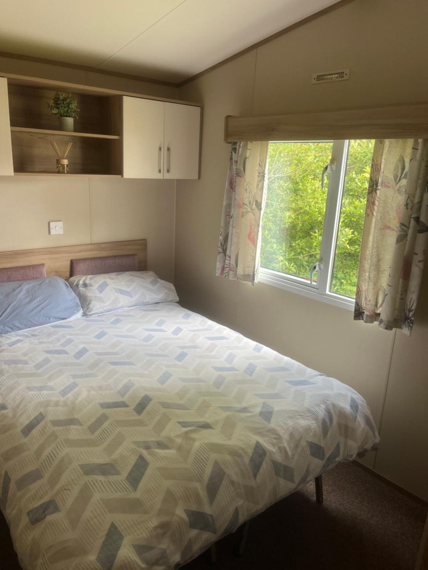 Newquay Bay Resort Oakley 6 Birth Caravan Buitenkant foto